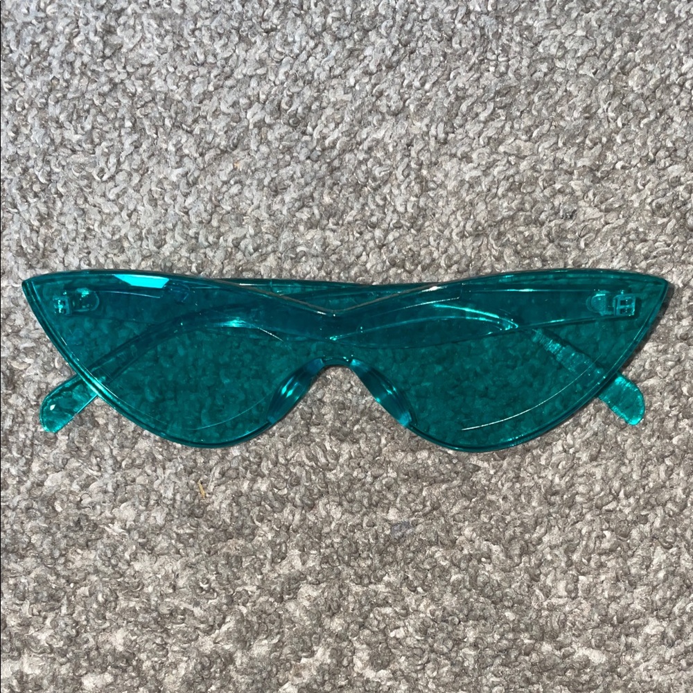 Teal Cat-Eye Sunglasses